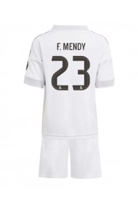 Real Madrid Ferland Mendy #23 Babyklær Hjemme Fotballdrakt til barn 2025-26 Korte ermer (+ Korte bukser)